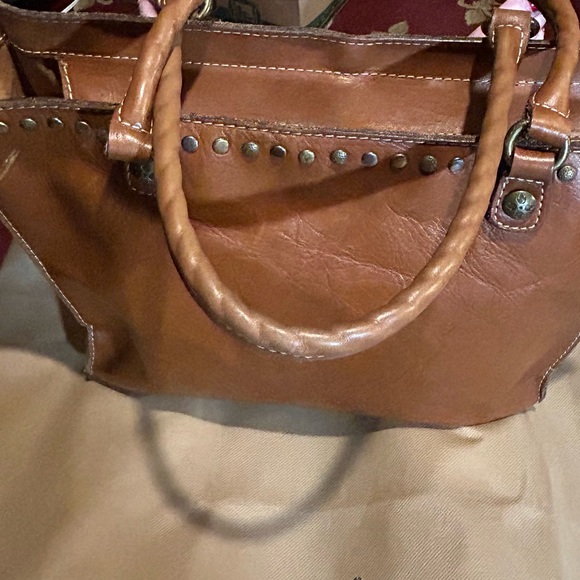 Patricia Nash Women's Brown Zancona Smooth Leather Tote with Large Dust Bag. - Picture 1 of 10